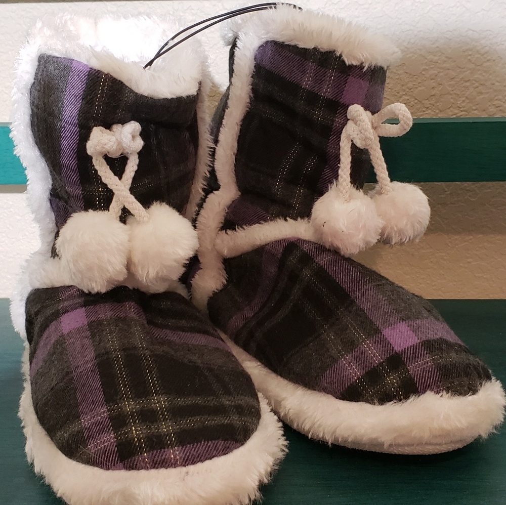 Slippers NEW